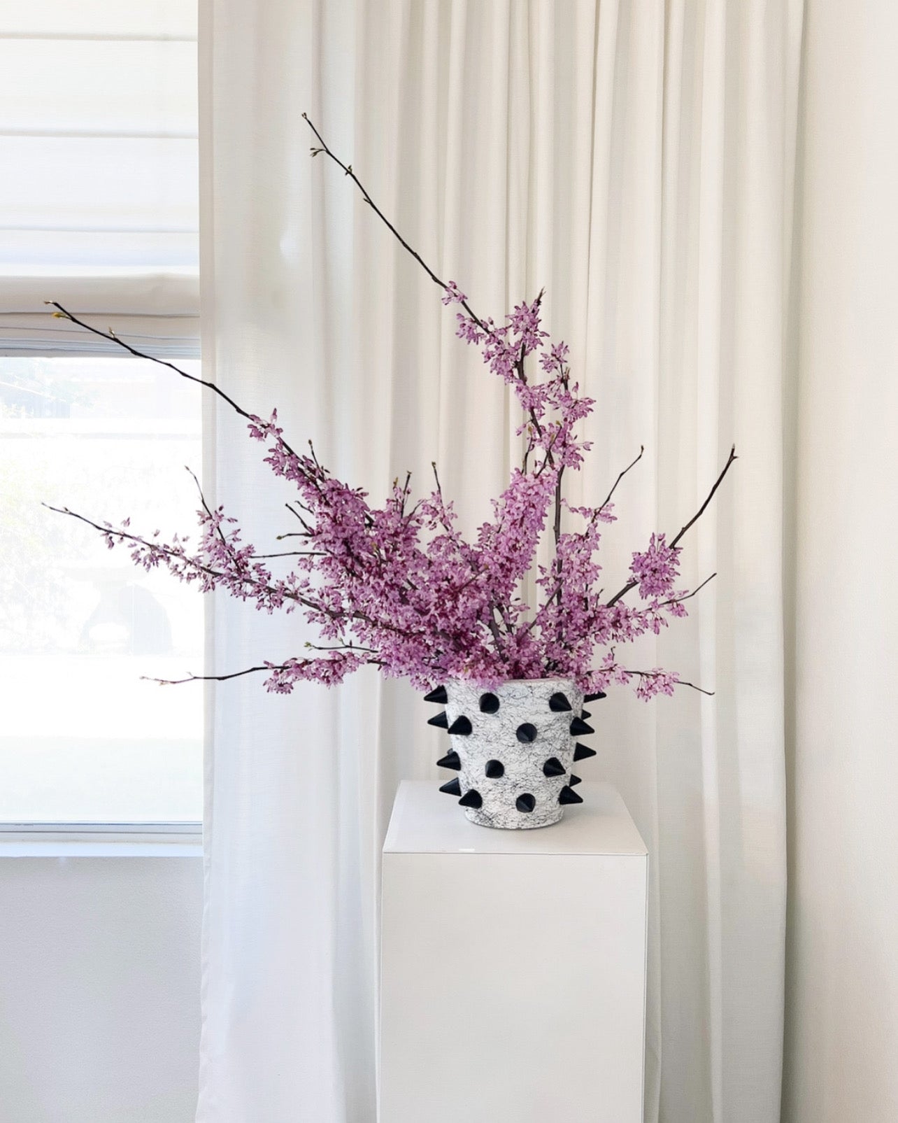 CHAOS PRICK VASE